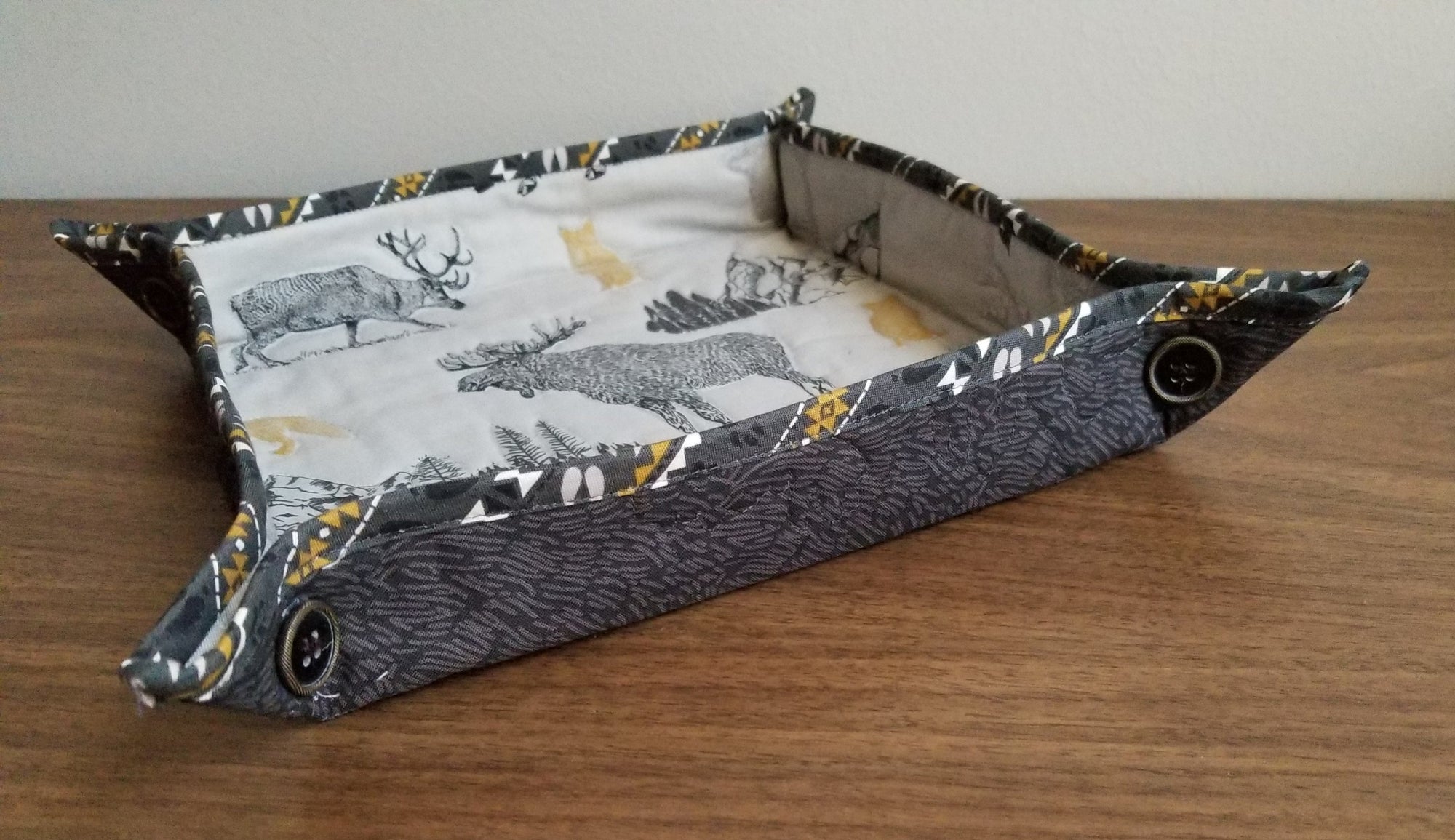 Flat-Out Fabulous Tray: Learn FMQ & BINDING! (3-4 hour workshop)