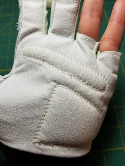 Swan Amity Quilting Gloves - <BR>the BEST quilting gloves ever!