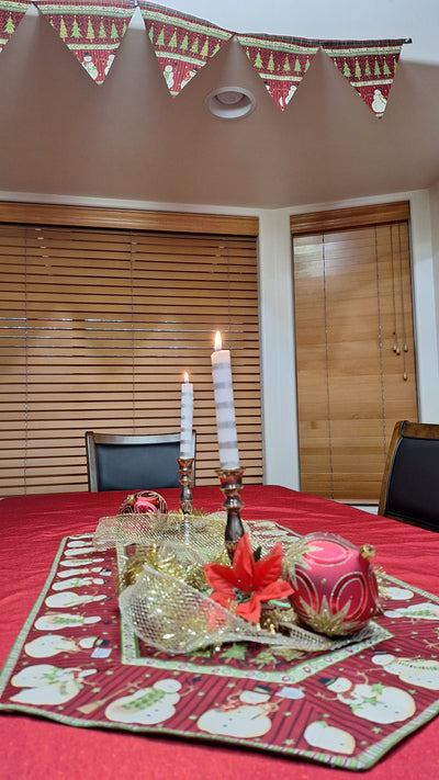 1-Hour Table Runner Pattern & Video class (with bonus Flag Streamer)